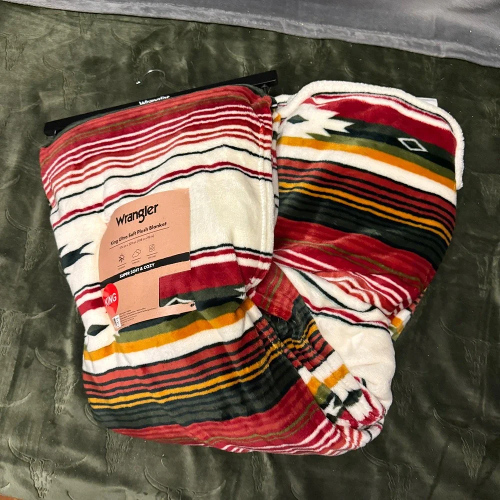 Wrangler Plush Blanket Unisex King Red New Southwestern Striped Ultra Soft Fall